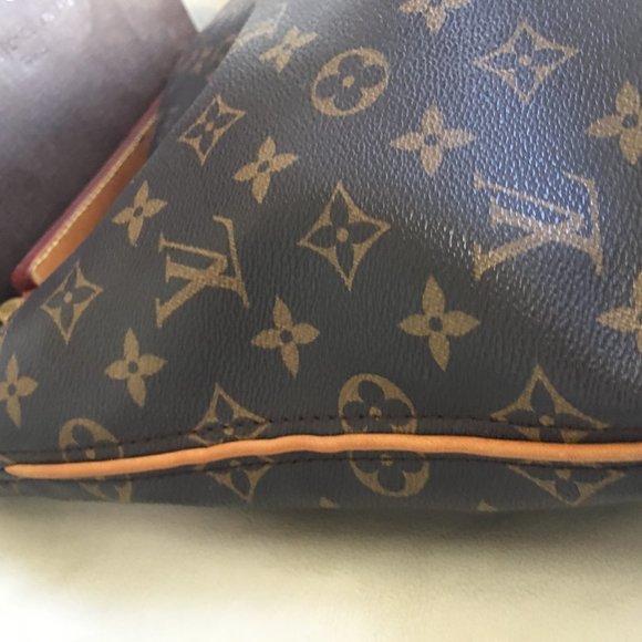 Louis Vuitton Sully Monogram - Picture 11 of 15